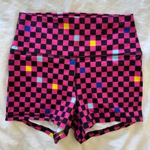 FLEO Shorts